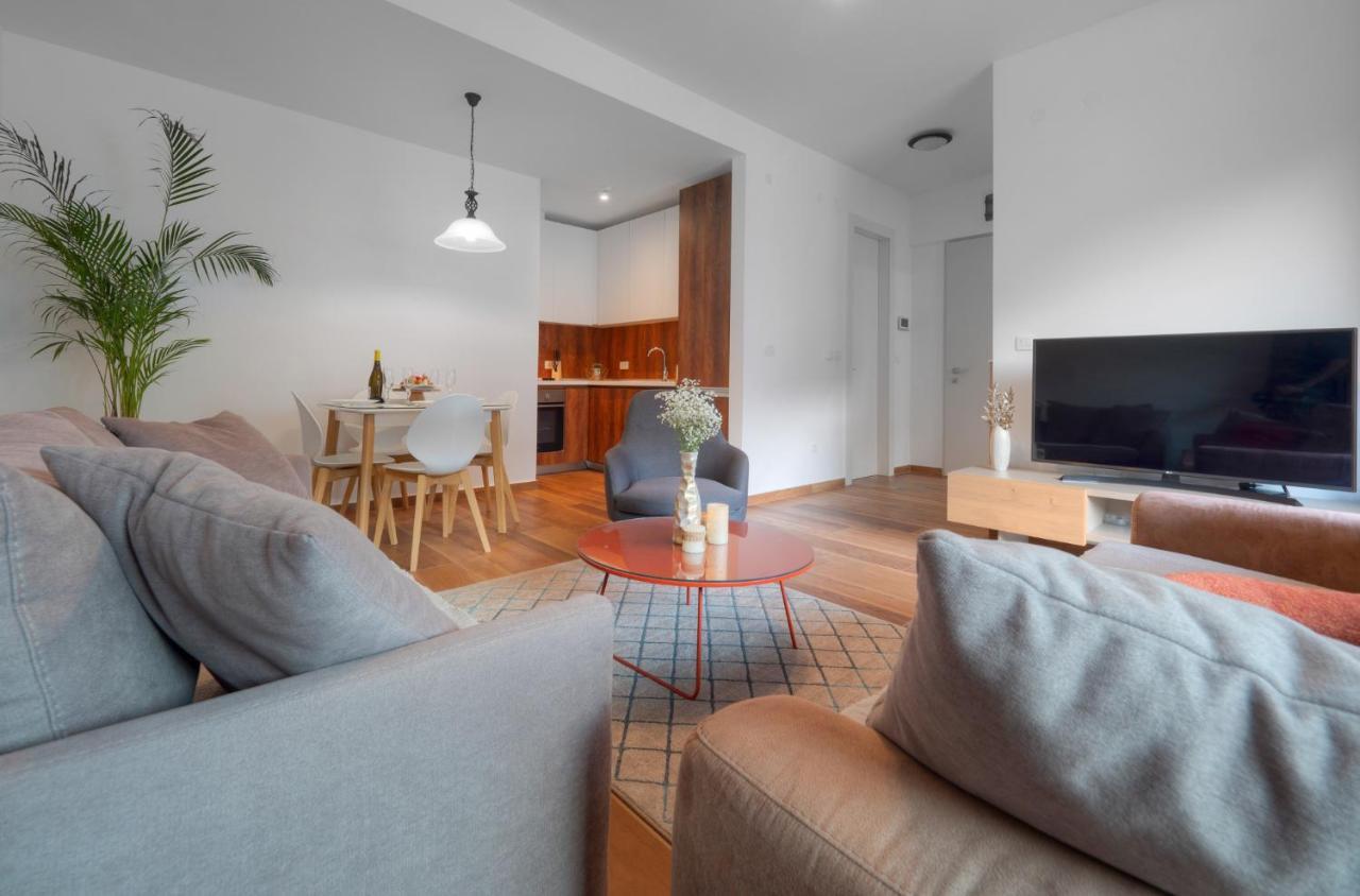 Apartments Garden Azure Budva Ngoại thất bức ảnh