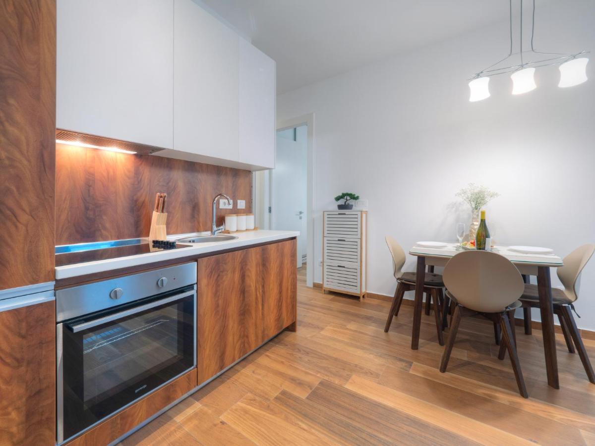 Apartments Garden Azure Budva Ngoại thất bức ảnh