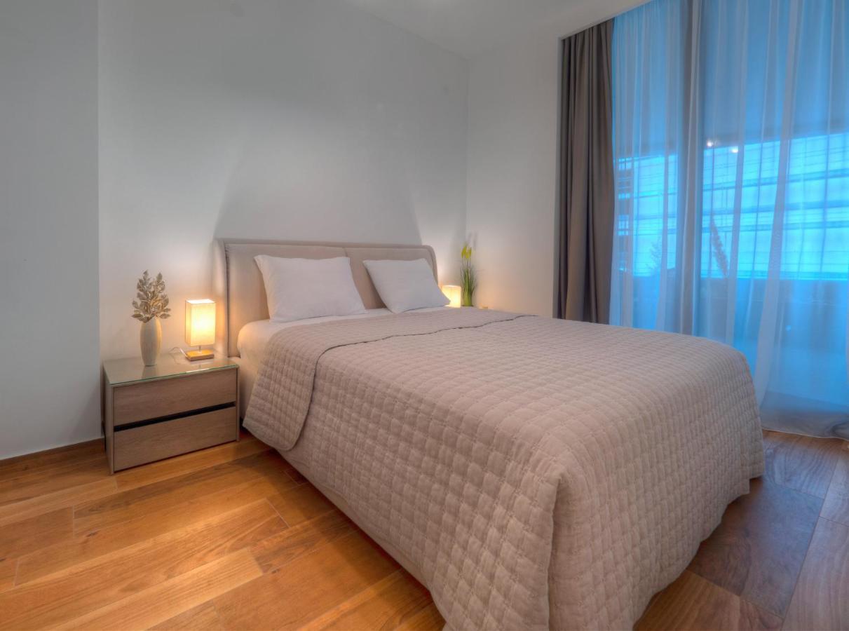 Apartments Garden Azure Budva Ngoại thất bức ảnh