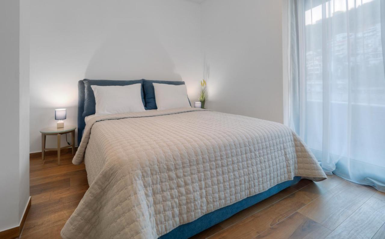Apartments Garden Azure Budva Ngoại thất bức ảnh