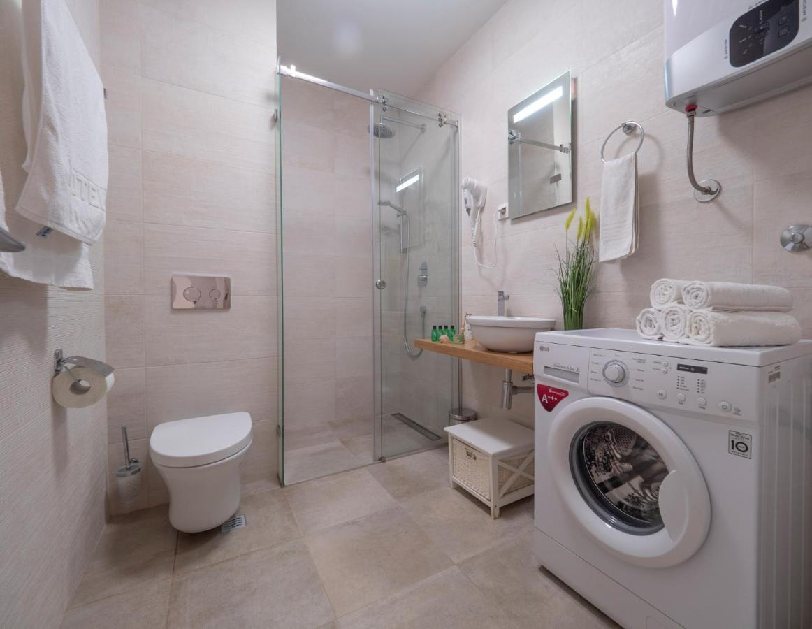 Apartments Garden Azure Budva Ngoại thất bức ảnh