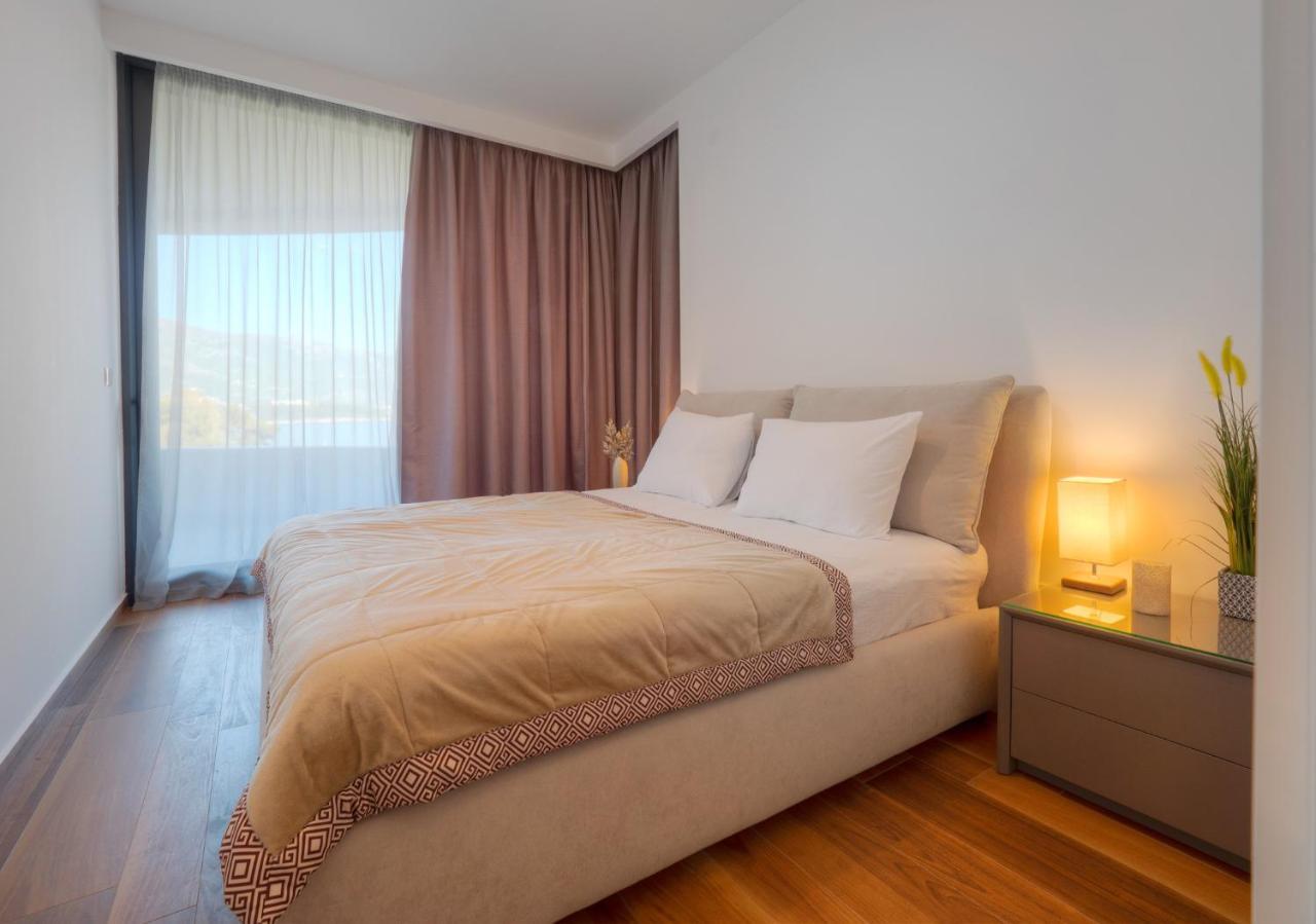 Apartments Garden Azure Budva Ngoại thất bức ảnh